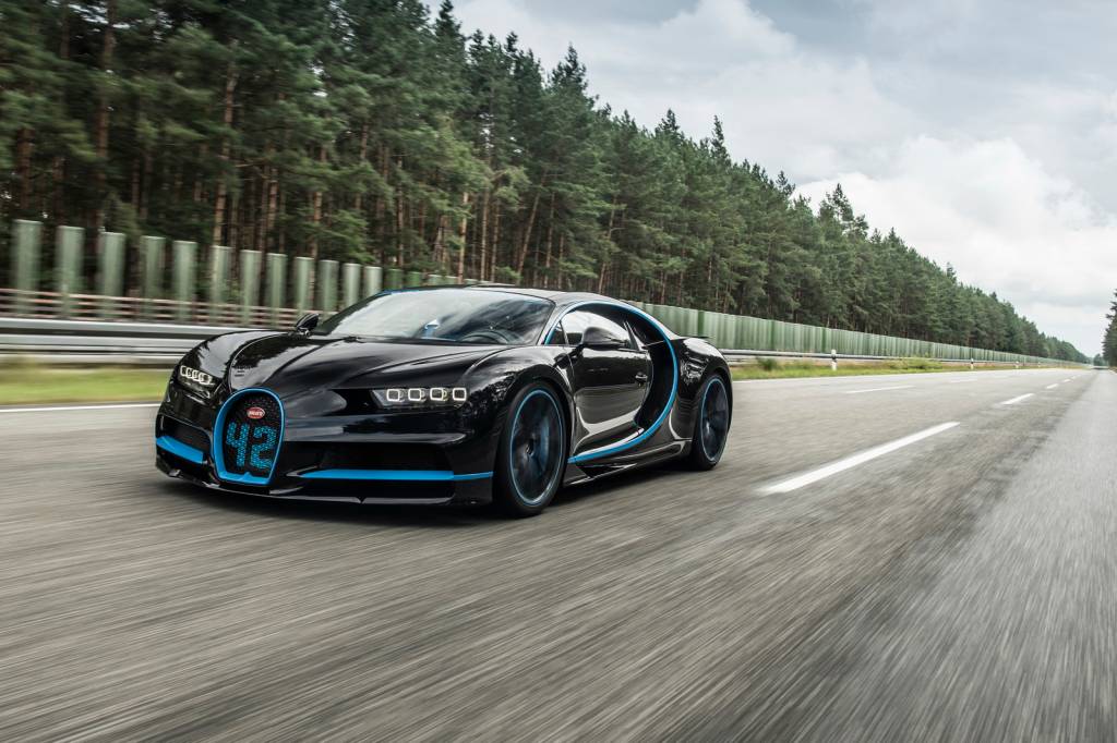 Bugatti Chiron bate recorde de aceleração… e frenagem