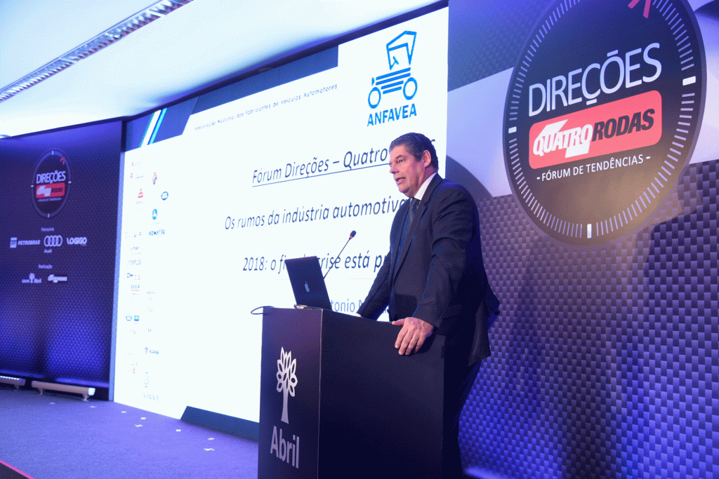 Fórum Direções 2017: o mercado iniciou sua retomada, diz Anfavea