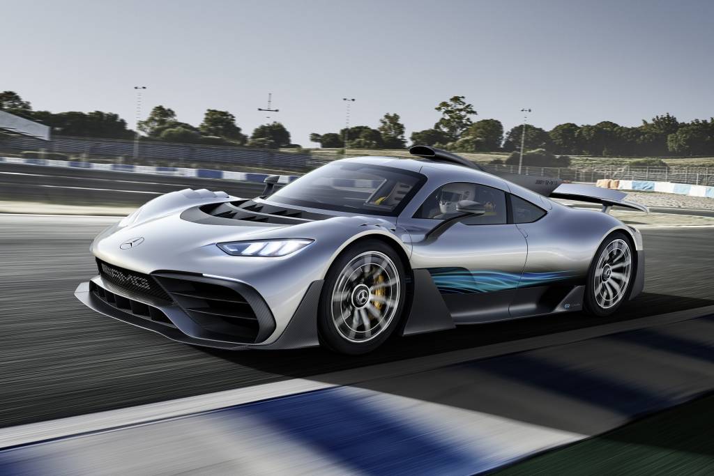 Weltpremiere Showcar Mercedes-AMG Project ONE: Mercedes-AMG bringt Formel 1-Technologie für die Straße