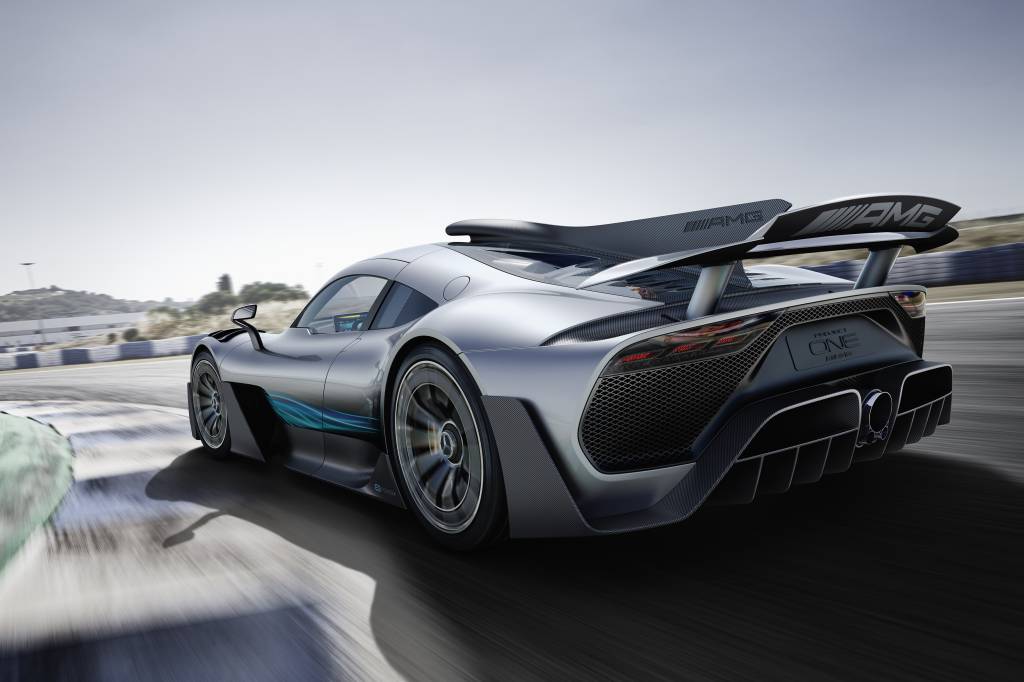 Weltpremiere Showcar Mercedes-AMG Project ONE: Mercedes-AMG bringt Formel 1-Technologie für die Straße