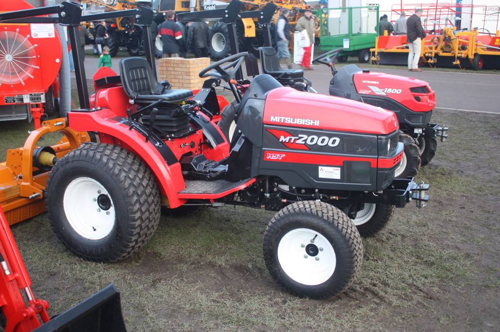 Mitsubishi MT 2000