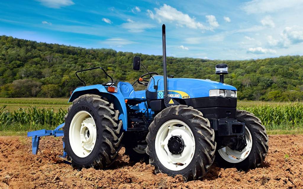 New Holland 4710