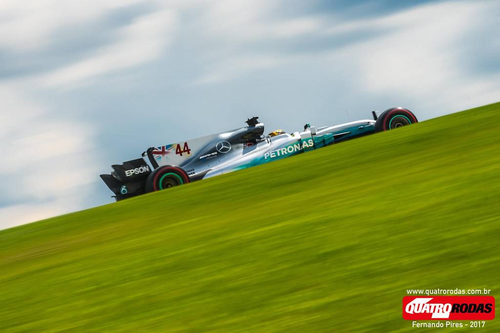 F-1: Mercedes e Williams são assaltadas na saída de Interlagos