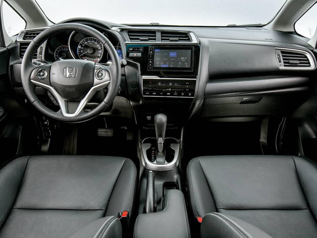 Honda Fit 2018 Multimídia, ar digital e ESP: dívidas antigas do Honda Fit
