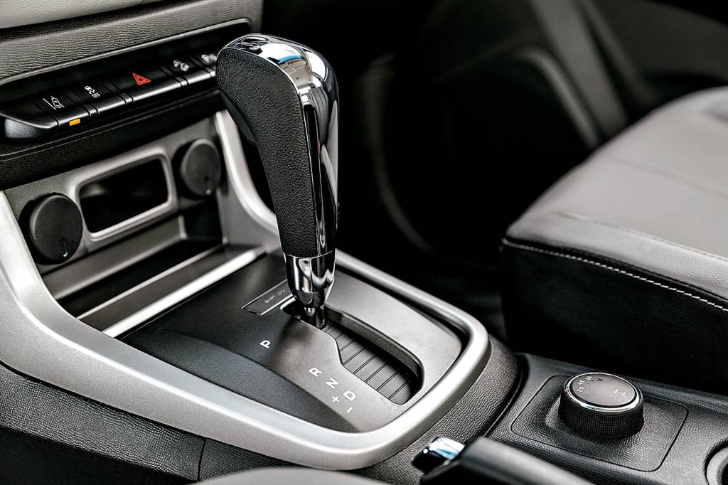 CNH vai mesmo ganhar categoria para carros automáticos em 2025?