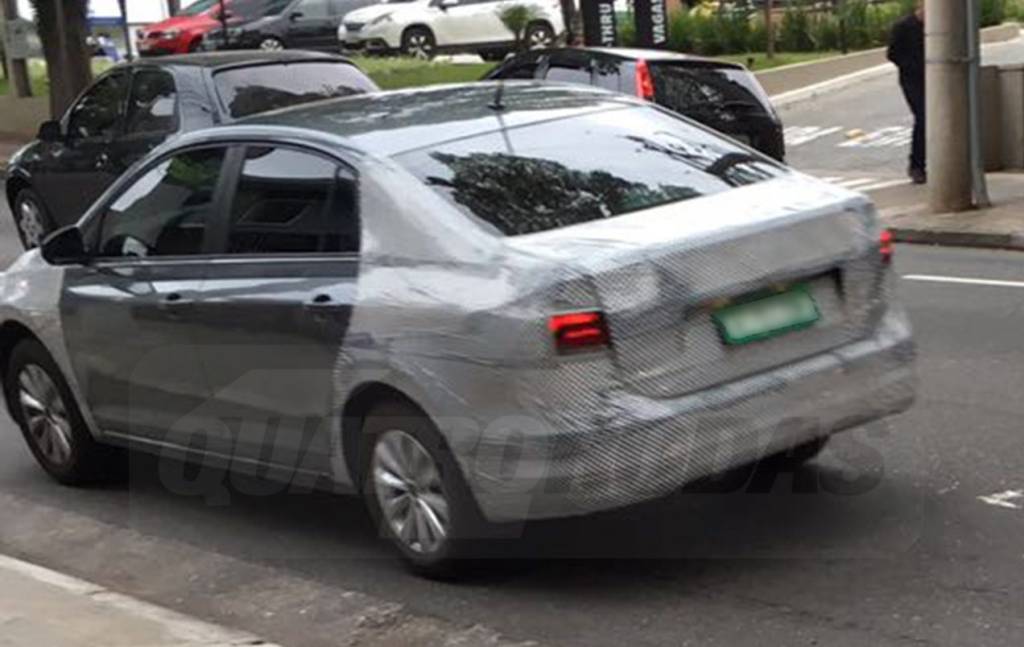 VW Virtus camuflado 2