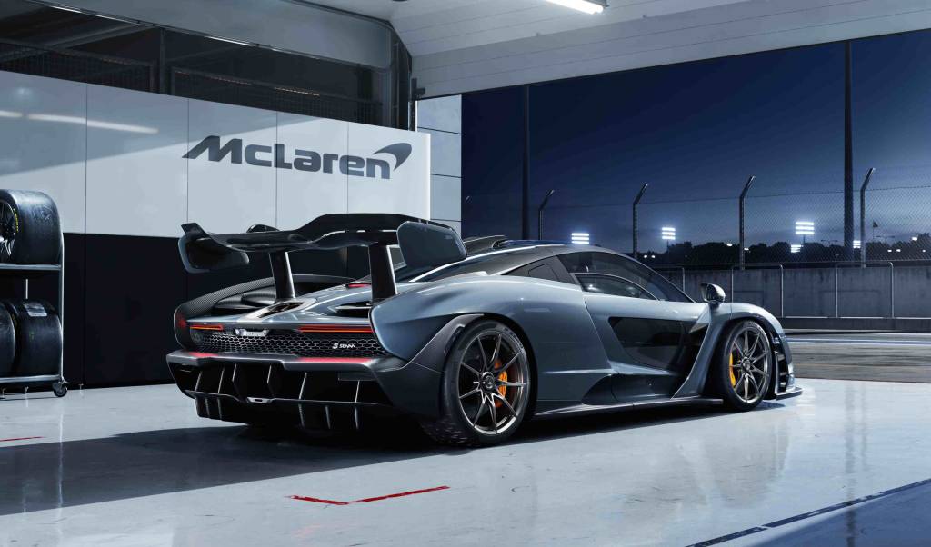 McLaren Senna 12