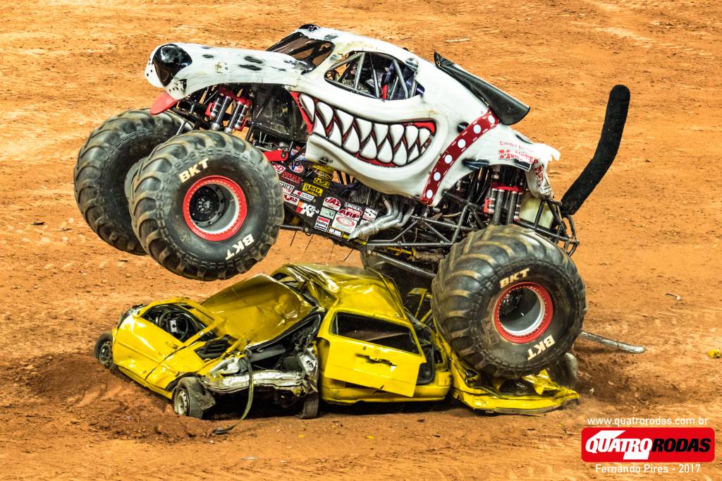 Monster Jam traz carros gigantes com 1.600 cv ao Brasil