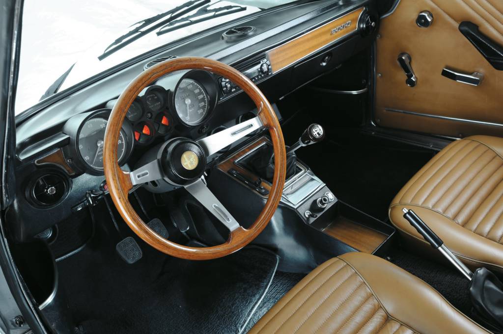 Alfa Romeo Giulia / GTV