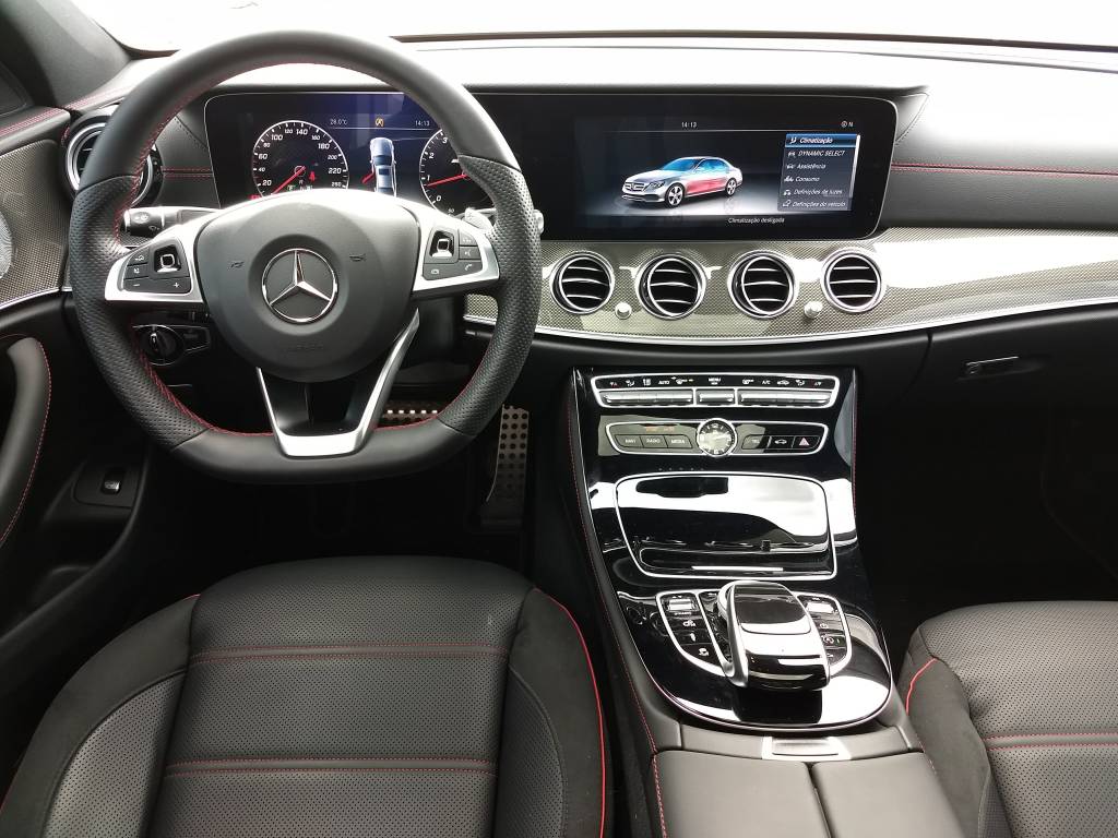 Mercedes-AMG E43 Interior