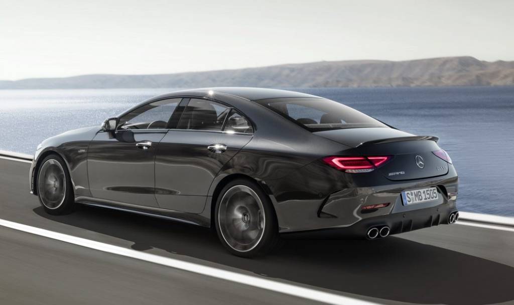 MERCEDES-AMG-CLS53-01