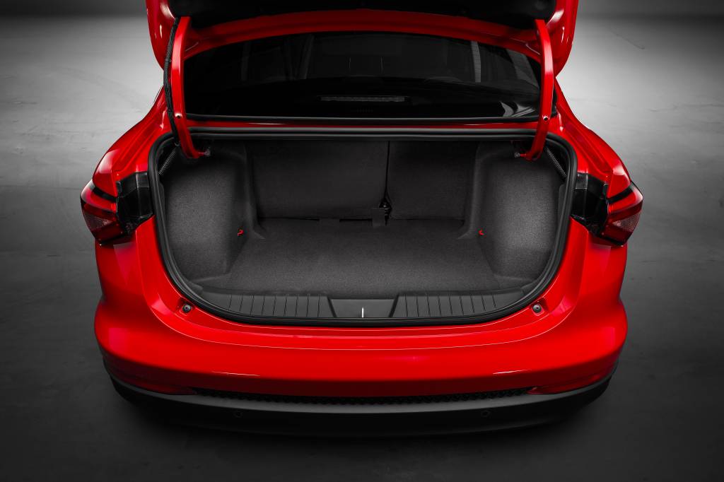 Porta Malas Fiat Cronos