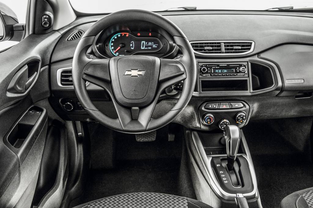 Chevrolet Onix Advantage e LT Chevrolet Onix Advantage e LT