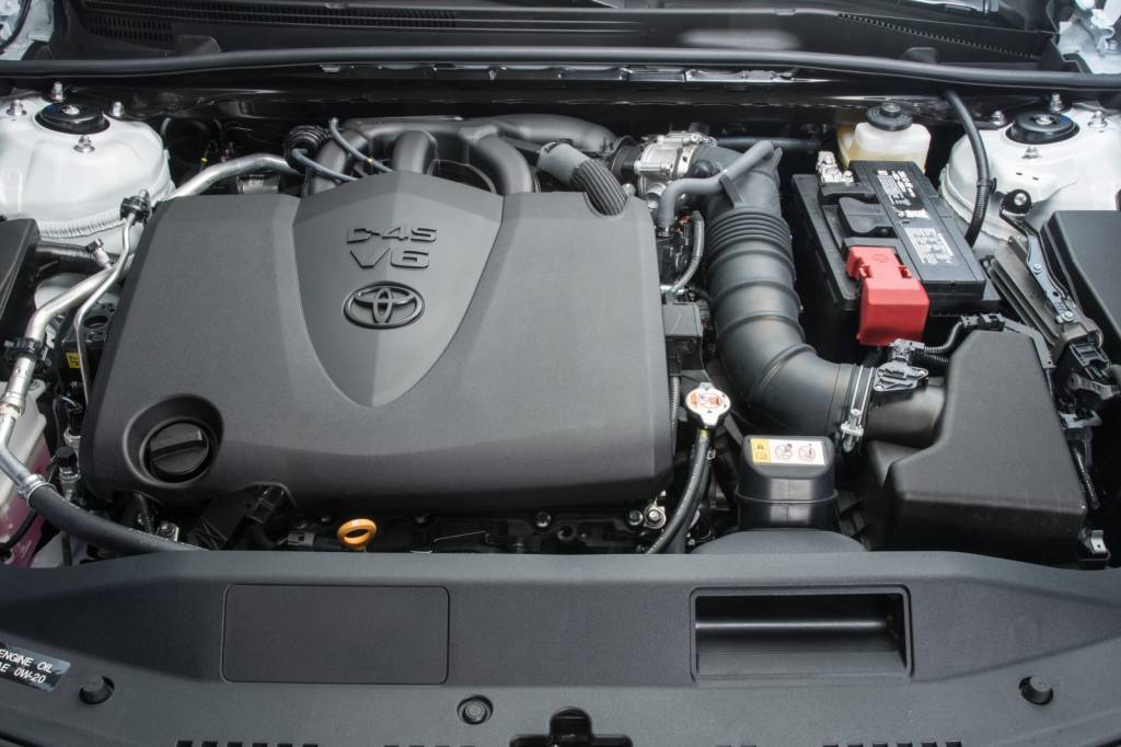 2018_Toyota_Camry_XLE_07_3691F27FD618DAA4DAFBDC4B43CD3E0FBADC0D2B