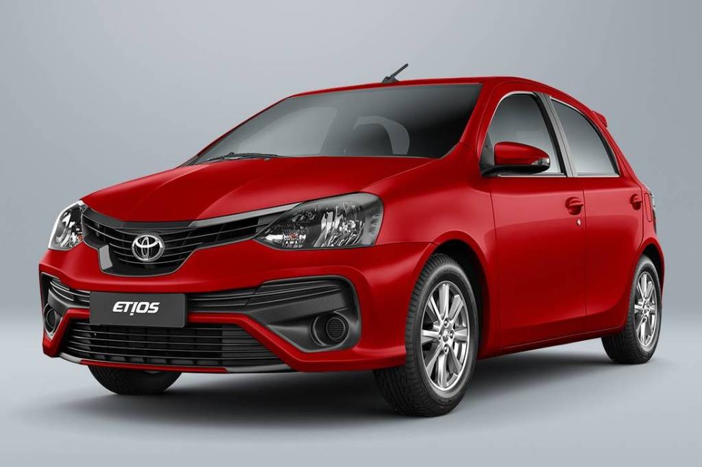 Etios_HB_X-PLUS_Frente_Vermelho Etios_HB_X-PLUS_Frente_Vermelho