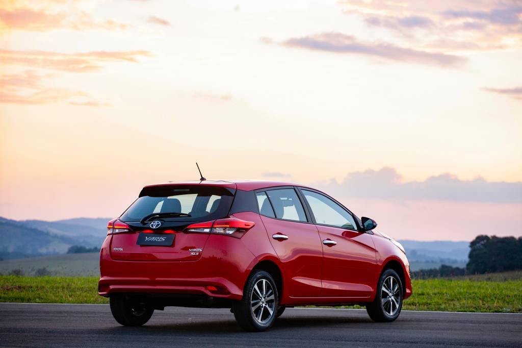 3. Novo Toyota Yaris 2019 Toyota Yaris, o novo compacto japonês, começa a ser vendido este mês