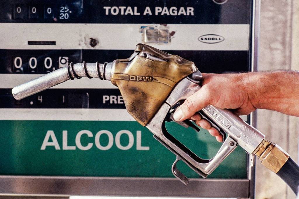 combustível.jpg combustível.jpg