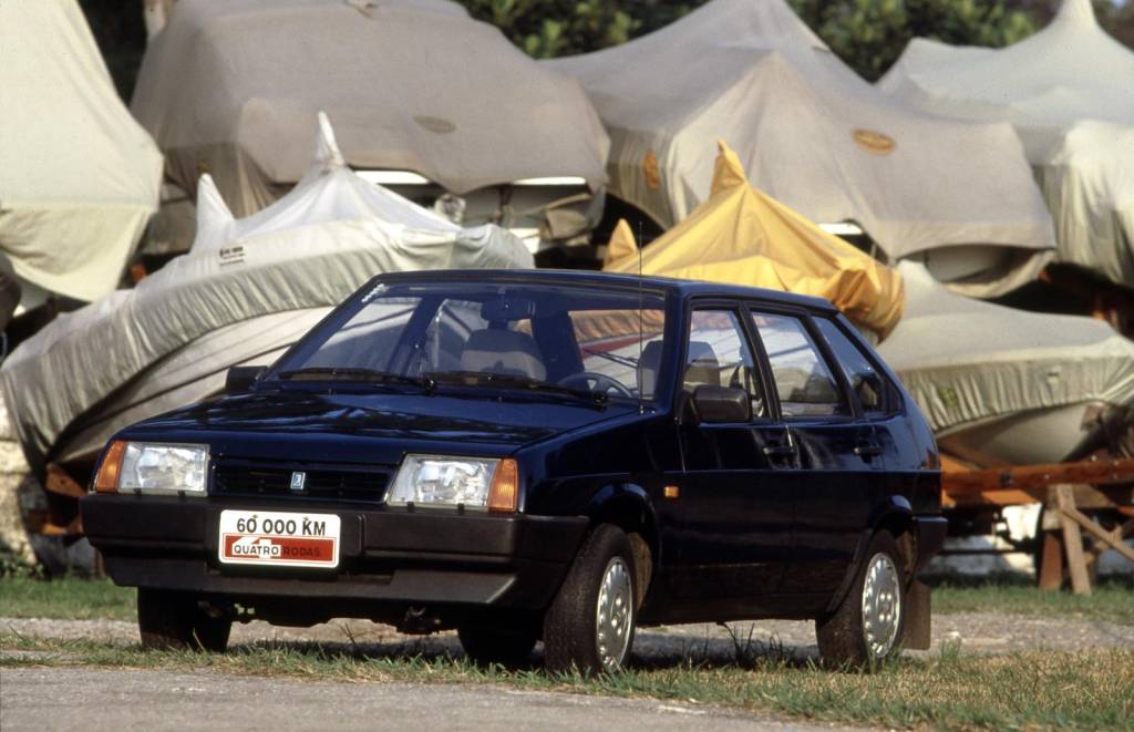 Lada Samara Longa Duração Quatro Rodas (8) Lada Samara Longa Duração Quatro Rodas (8)