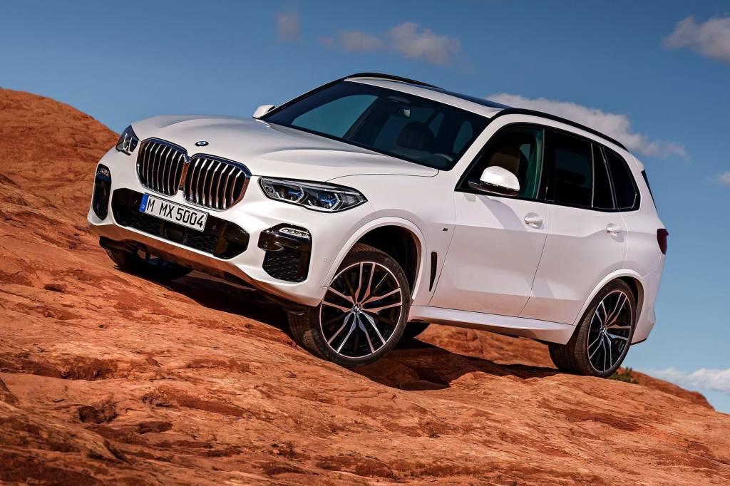 BMW X5 vaza com visual inspirado no conceito X7