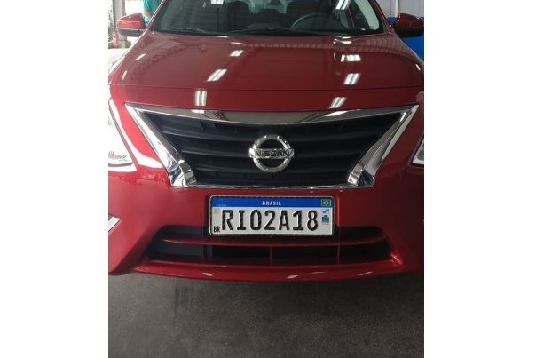 Nissan Versa Placa Nova Nissan Versa Placa Nova