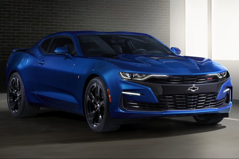 2019 Camaro SS front fascia features a “flowtie” open bowti 2019 Camaro SS front fascia features a “flowtie” open bowti