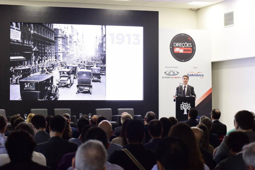 fórum direções 2018 (4) fórum direções 2018 (4)
