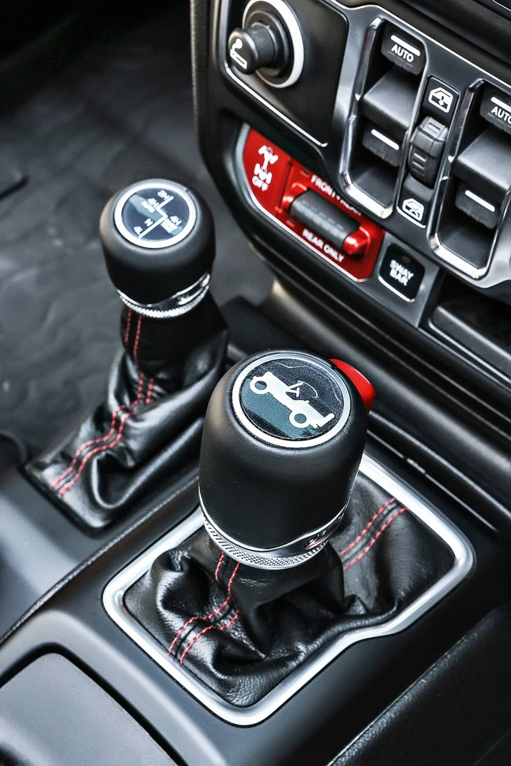 Interiors-close-up-(9).JPG Interiors-close-up-(9).JPG
