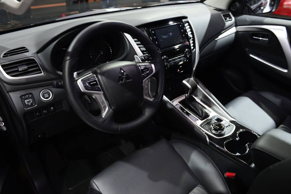 Mitsubishi Pajero Sport Mitsubishi Pajero Sport
