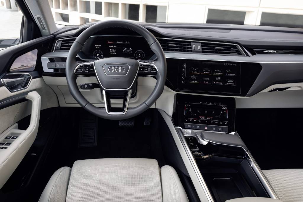 Audi e-tron Audi e-tron