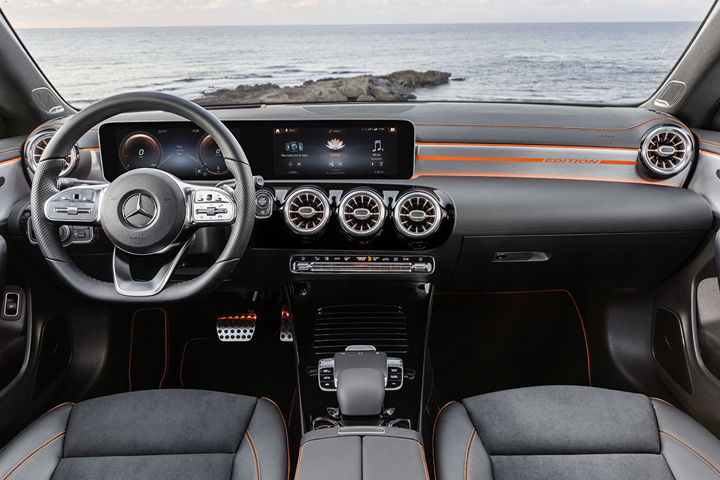 Mercedes-Benz CLA Mercedes-Benz CLA