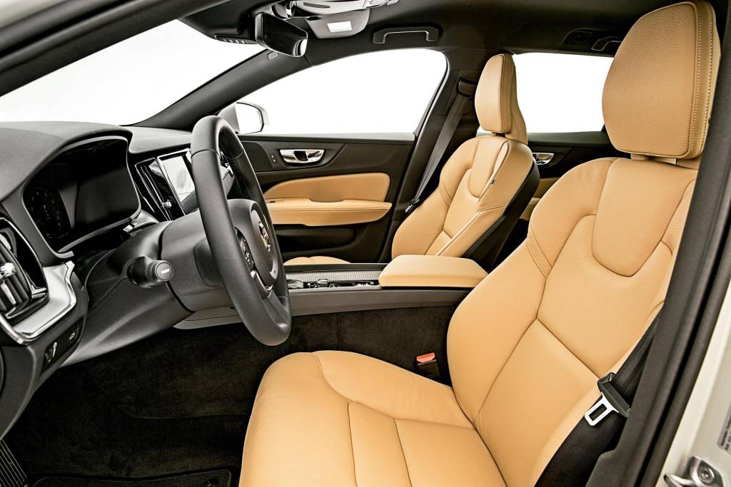 volvo v60 (4) volvo v60 (4)