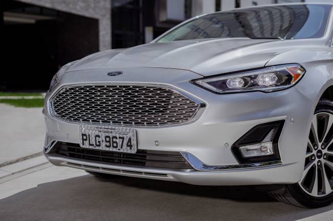 FordFusionTitanium2019-4