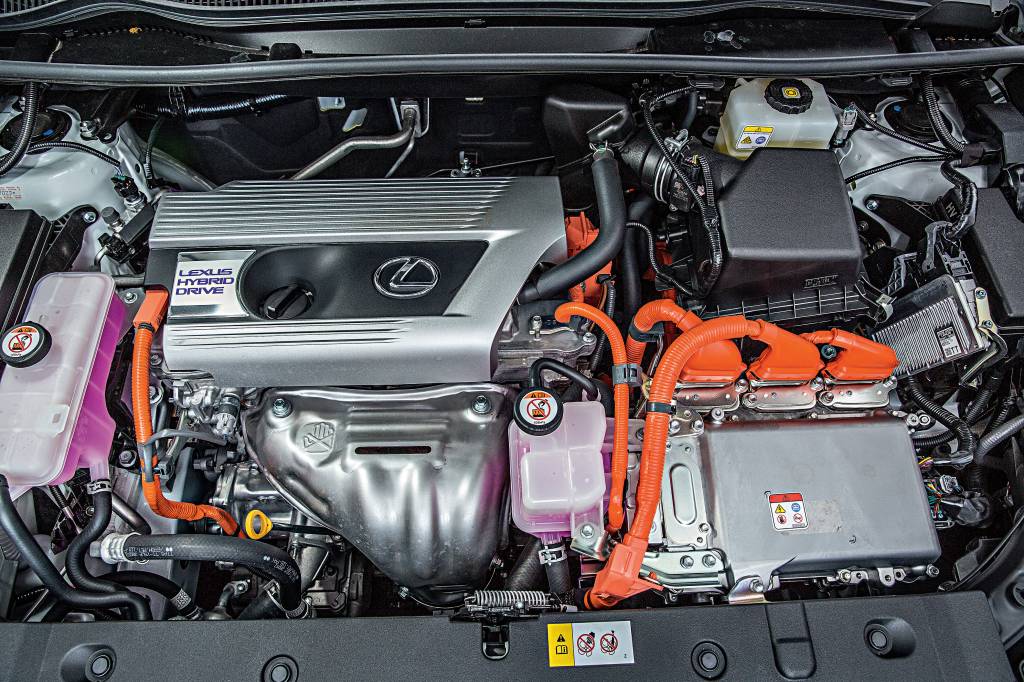 Motor Lexus NX 300H Motor Lexus NX 300H