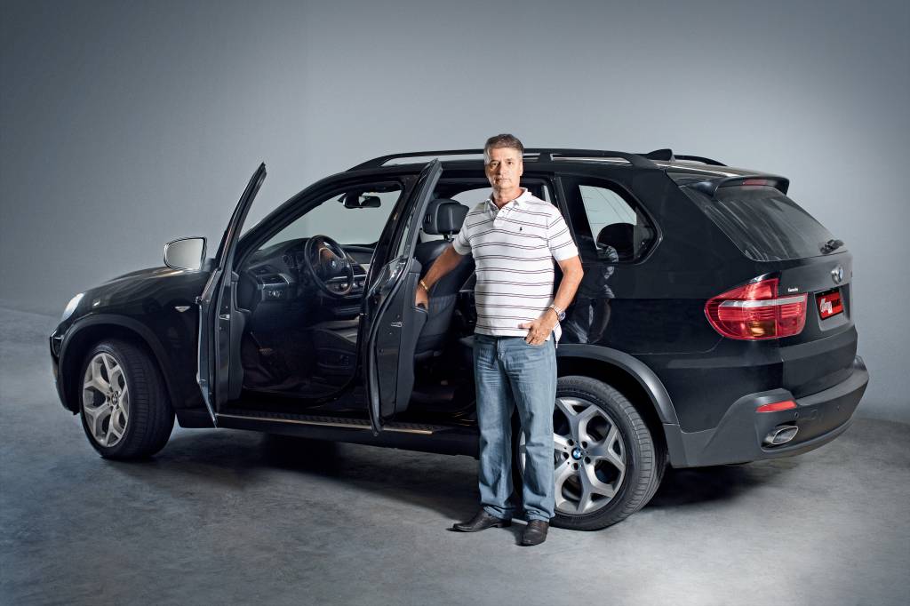 Autodefesa: puxador de portas dos BMW Série 3, X3 e X5 está virando farelo