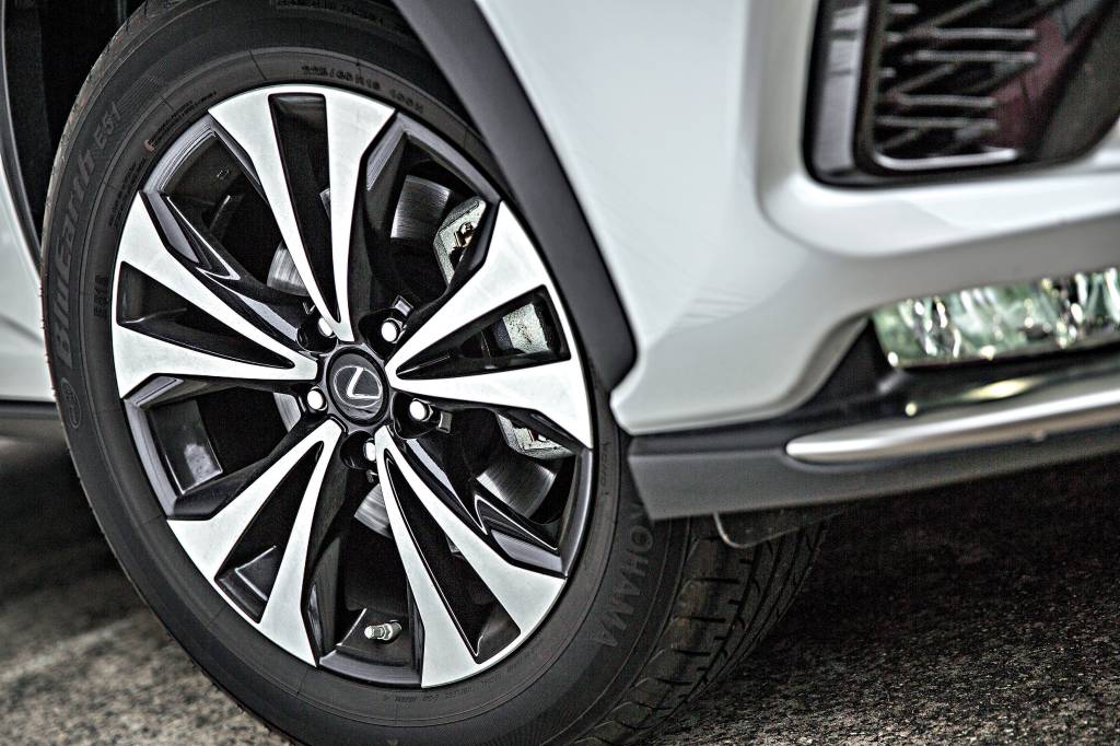 Rodas Lexus NX 300H Rodas Lexus NX 300H