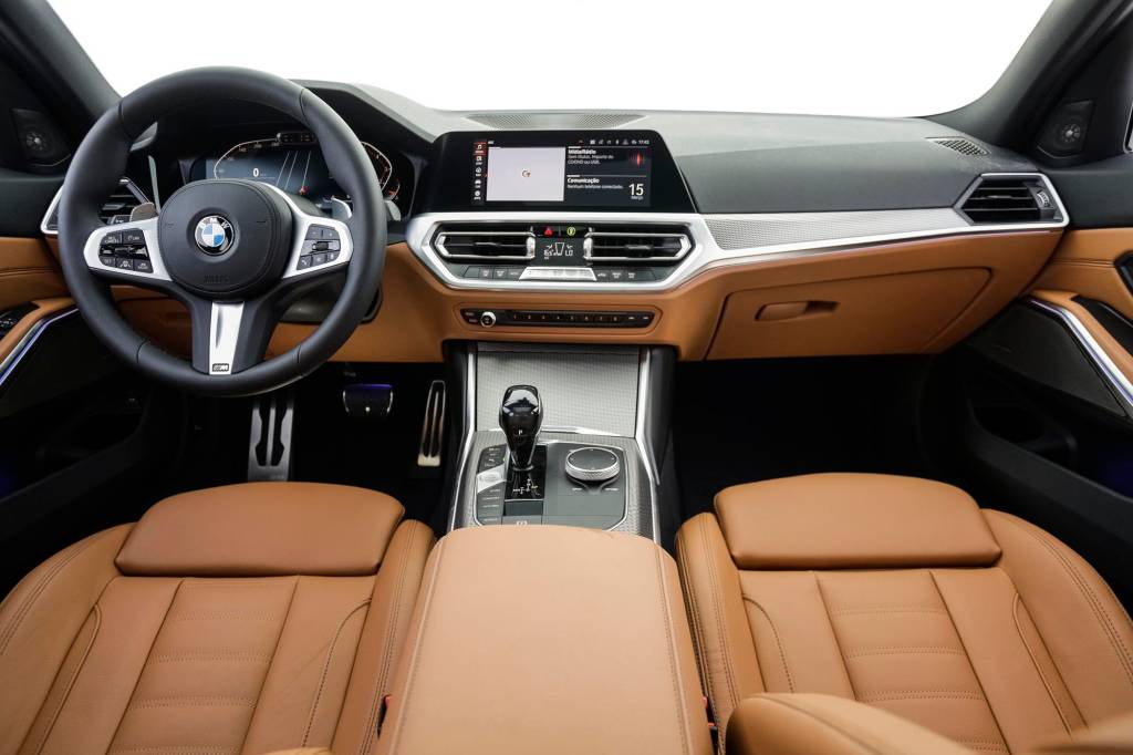 BMW 330i-92 BMW 330i-92