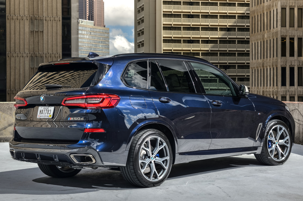 bmw_x5_m50i (1) bmw_x5_m50i (1)