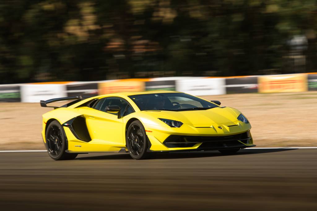 Lamborghini Aventador 1 Lamborghini Aventador 1