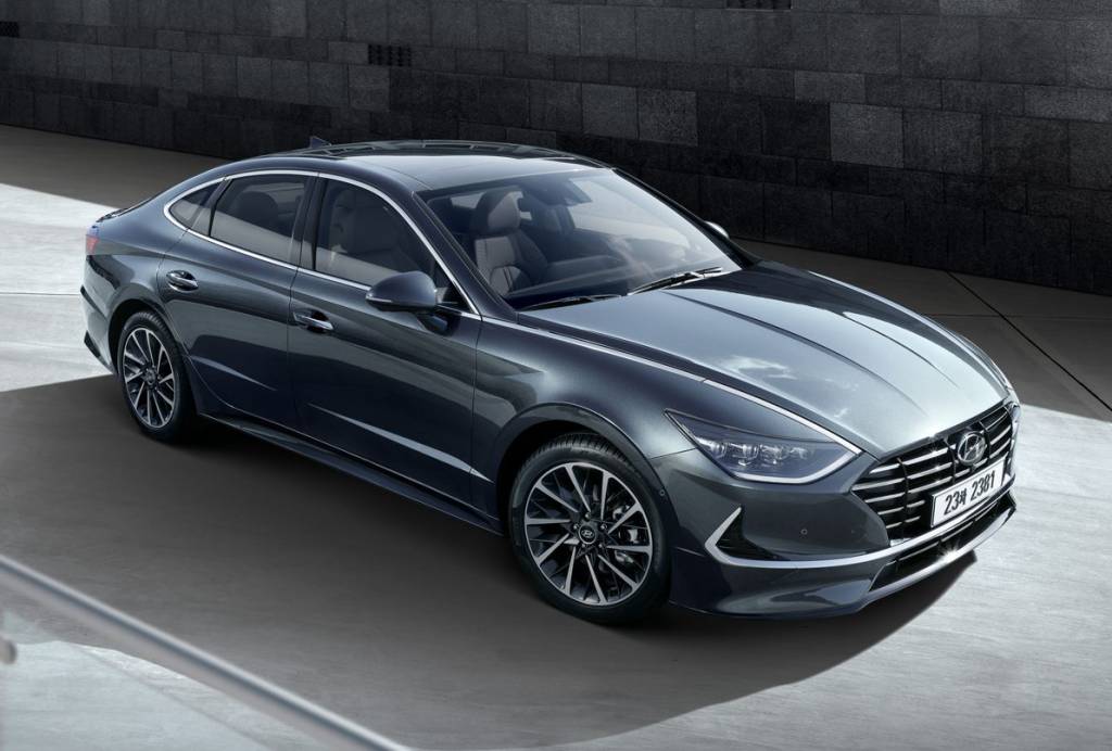 Large-35792-HyundaiMotorSharesFirstGlimpseofAll-NewSonata Large-35792-HyundaiMotorSharesFirstGlimpseofAll-NewSonata