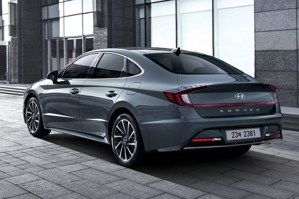 Large-35793-HyundaiMotorSharesFirstGlimpseofAll-NewSonata Large-35793-HyundaiMotorSharesFirstGlimpseofAll-NewSonata