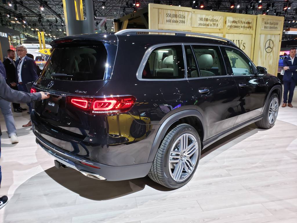 mercedes-benz-gls-2020 mercedes-benz-gls-2020