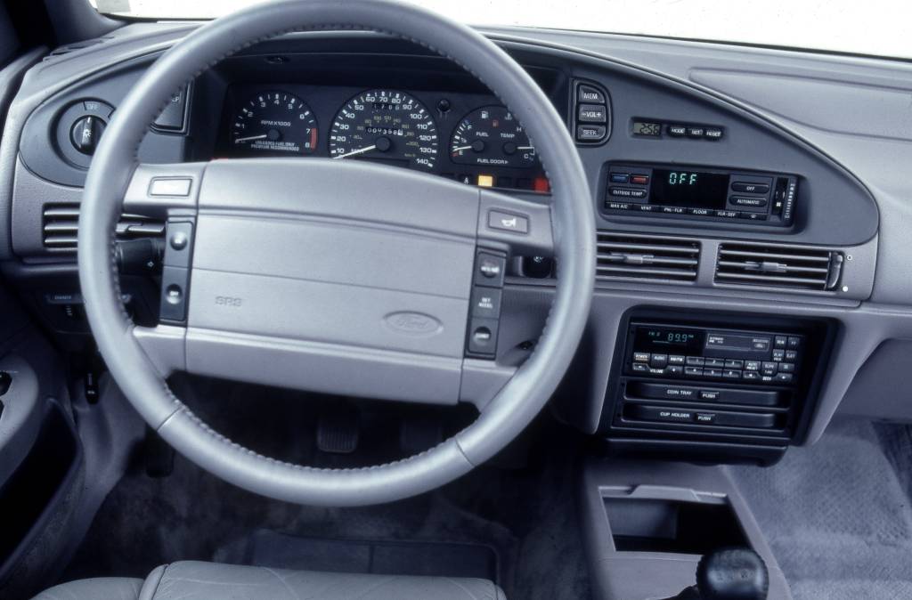 Ford Taurus SHO (2) Ford Taurus SHO (2)