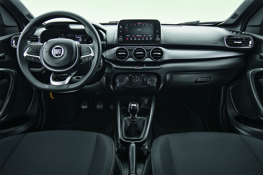 Comparativo: Fiat Argo Trekking, Ford Ka Freestyle e Toyota Yaris X-Way Comparativo: Fiat Argo Trekking, Ford Ka Freestyle e Toyota Yaris X-Way