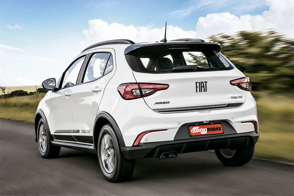 Comparativo: Fiat Argo Trekking, Ford Ka Freestyle e Toyota Yaris X-Way Comparativo: Fiat Argo Trekking, Ford Ka Freestyle e Toyota Yaris X-Way