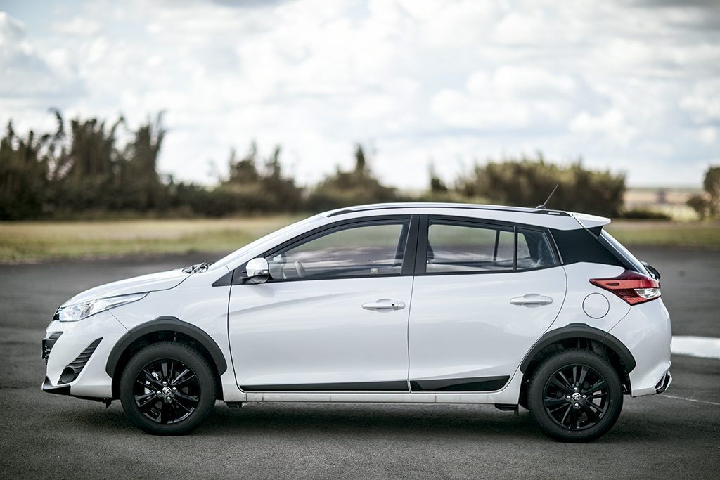 Comparativo: Fiat Argo Trekking, Ford Ka Freestyle e Toyota Yaris X-Way Comparativo: Fiat Argo Trekking, Ford Ka Freestyle e Toyota Yaris X-Way