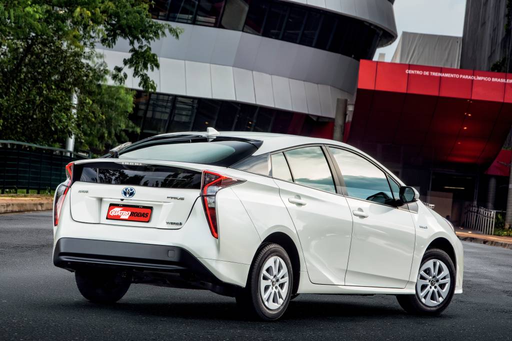 Toyota Prius Hybrid O que Toyota Prius e Lexus CT200h podem ensinar ao Corolla híbrido flex