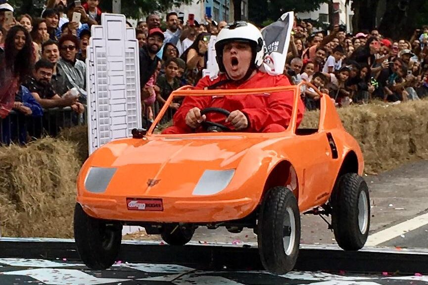 QUATRO RODAS faz Puma GT 4R ganhar asas no Red Bull Ladeira Abaixo