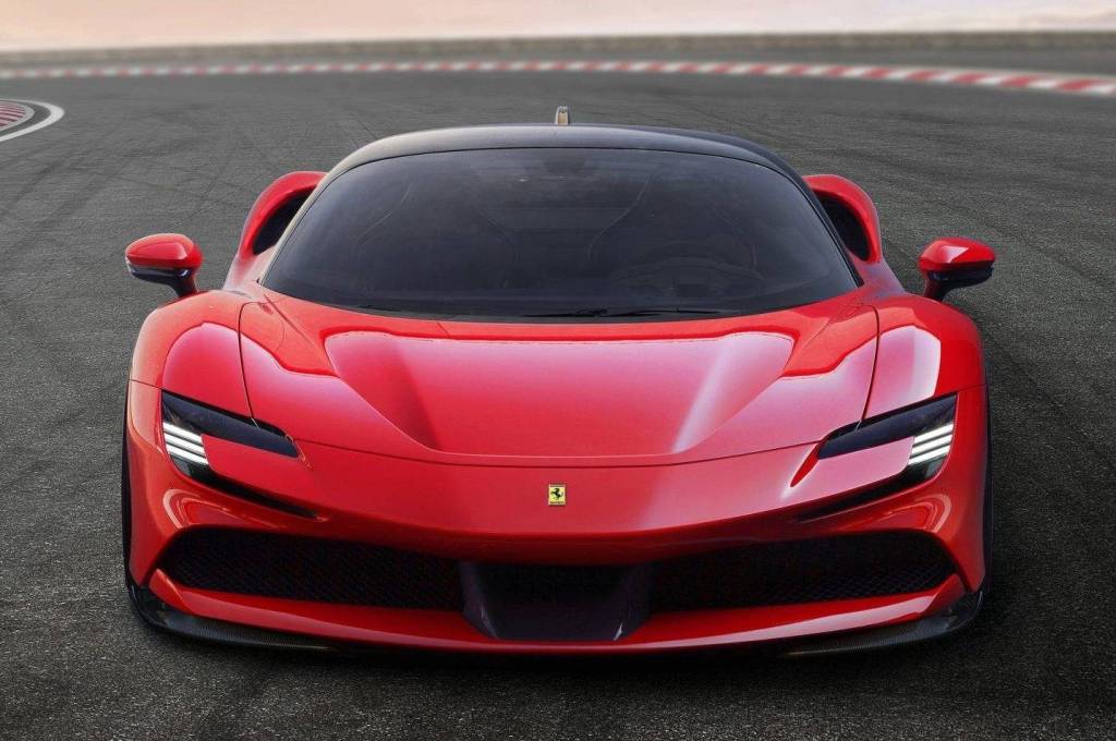 Ferrari SF90 Stradale Os faróis são totalmente em leds