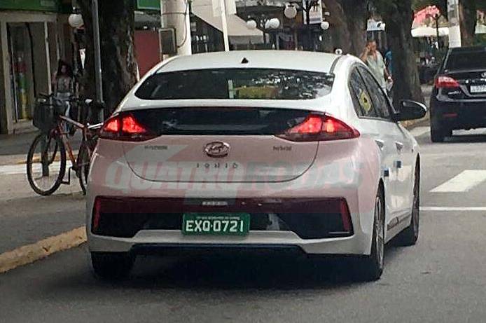 Hyundai Ioniq (3) Hyundai Ioniq (3)