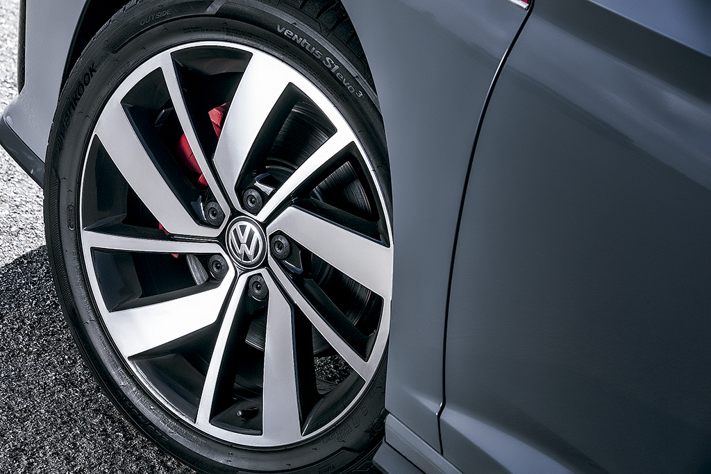 Volkswagen Jetta GLI Volkswagen Jetta GLI